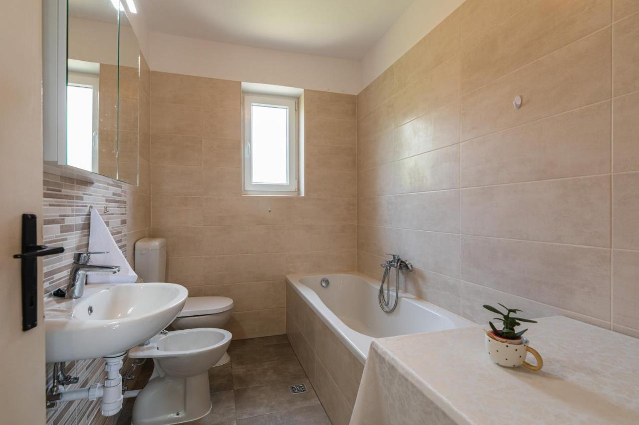 Duda Appartement Crikvenica Buitenkant foto